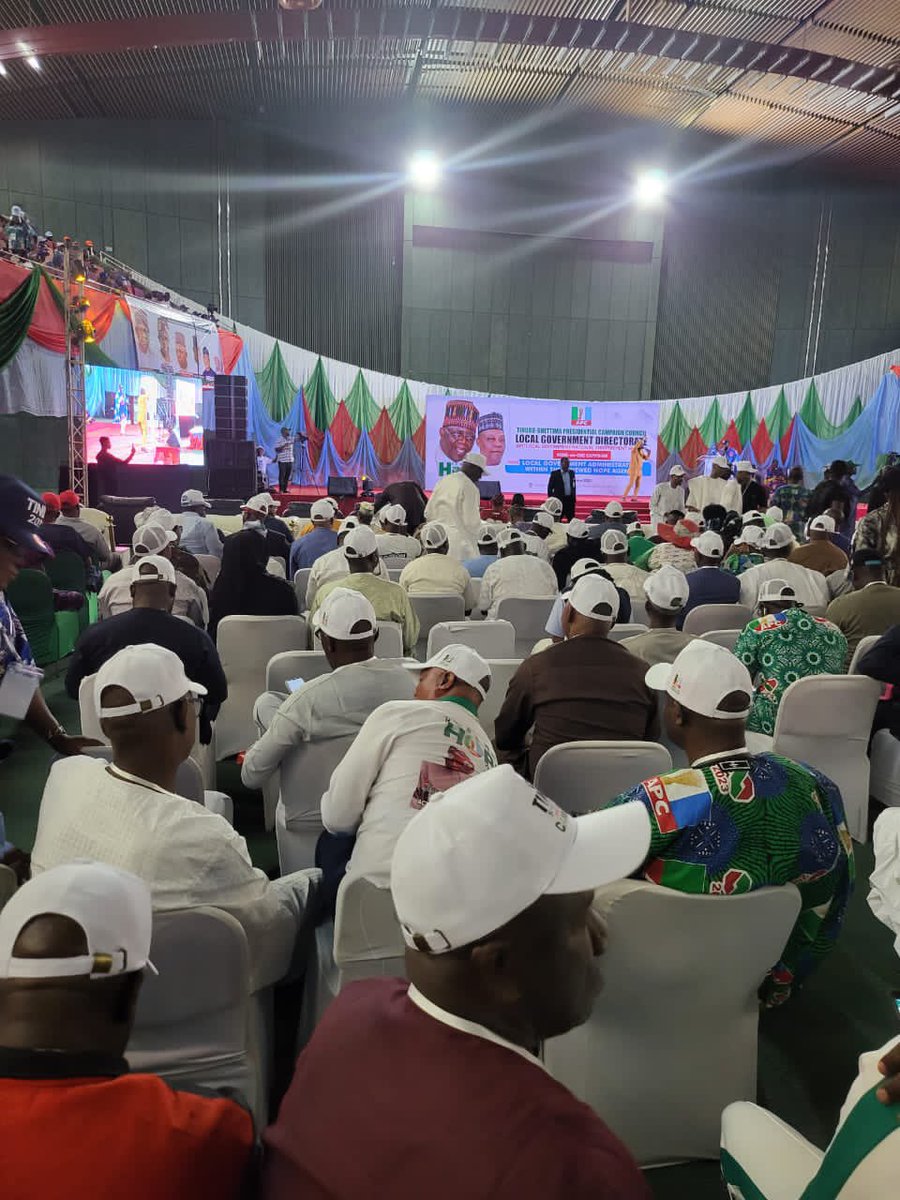 OlusesanDaini's tweet photo. Yesterday, I was in Abuja for the APC Local Government Townhall Endorsement Summit under the Local Government Directorate for APC Presidential Campaign Council,where myself and other Local Government Chairmen endorsed Asiwaju for President and Shettima for Vice President. https://t.co/nhq9u0erzA