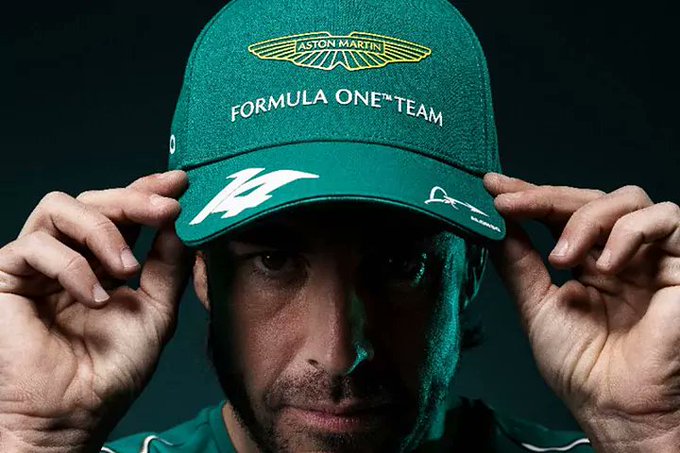 hostilidad Convencional Dental Cachondeo en redes por la nueva gorra de Alonso: "¿Aston Martin o Caja Rural?"  - miGijón