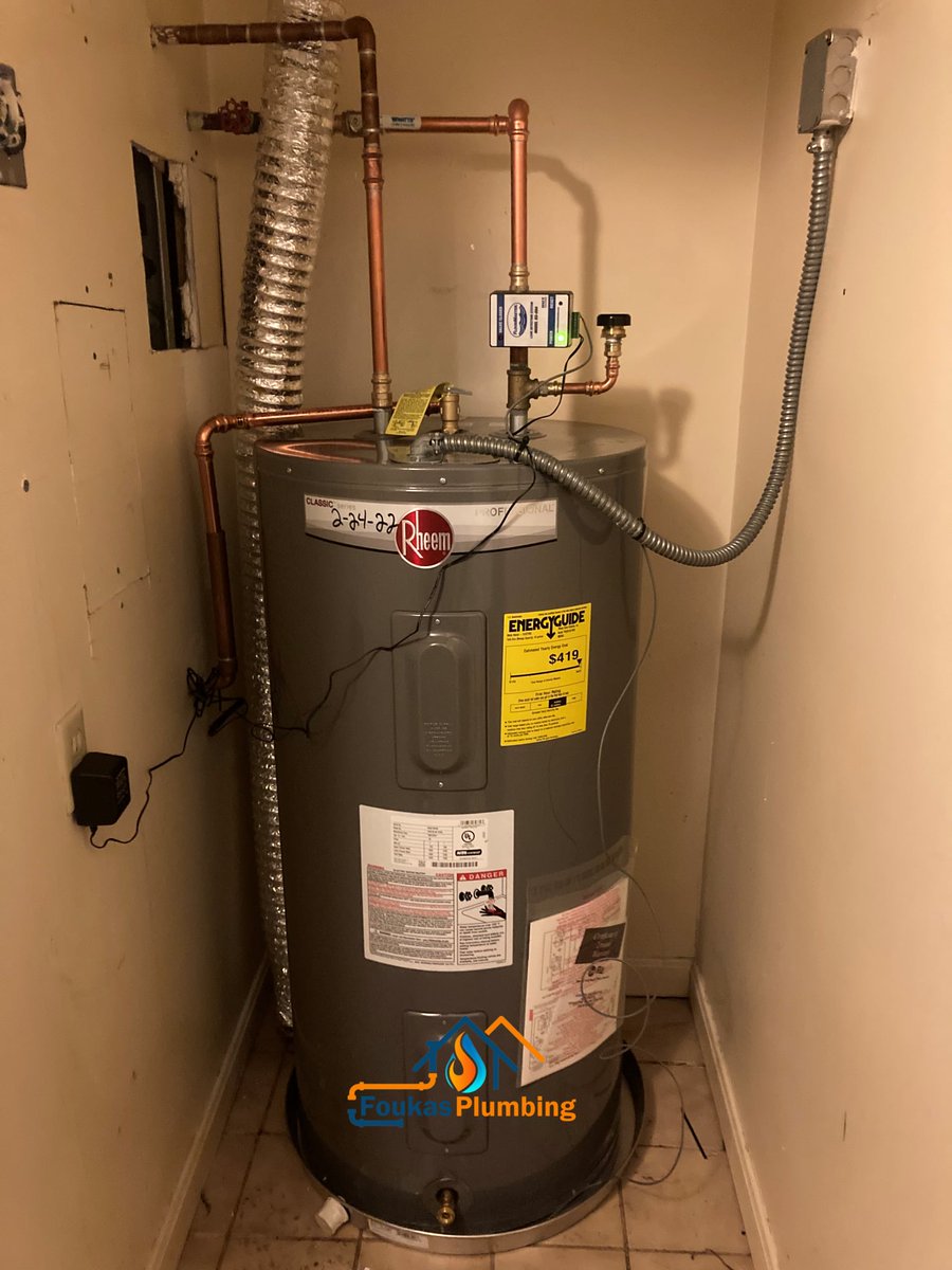 FoukasPlumbing's tweet photo. Water heaters in condo unit must be installed to meet Massachusetts plumbing code standards. Water heaters have a few different codes when they are located above living space such as other condo units.  https://t.co/o2rB4sTg8j

#plumbing #waterheater #condounits #plumbingcode https://t.co/FevaVhthES