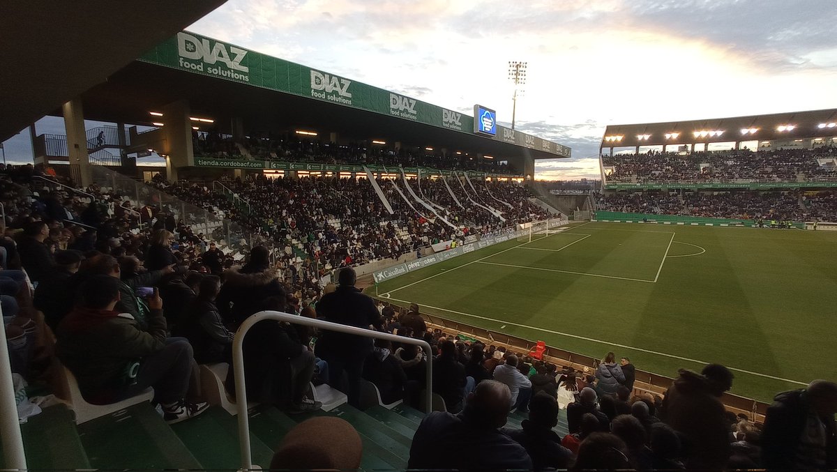 ATUCOR2's tweet photo. Os toca dar el callo a vosotros, EQUIPO! Nuestro Reino está preparado...
#forzaccf
@CordobaCF_ofi https://t.co/0UQyWecXlH