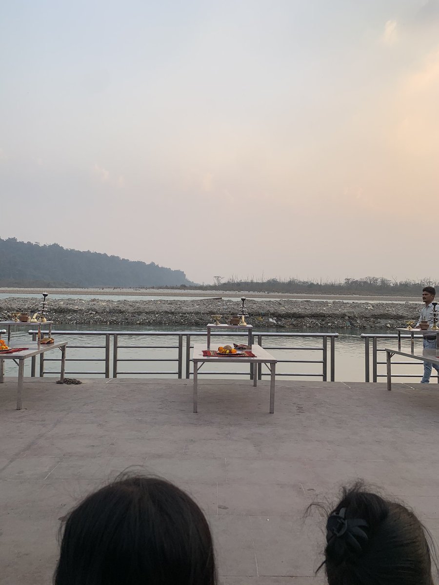 aparnavishwas's tweet photo. The calm waters of the Ganga running deep makes you so reflective of life , death and what we could achieve between these two destinations .. mind blowing indeed the whole experience of the Ganga Arti at Triveni ghat - Rishikesh https://t.co/euapUodOlw