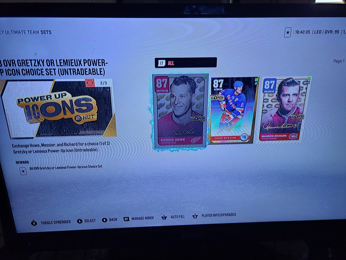 lennyboy87's tweet image. If I trade in my Rangers Mark Messier for the Oilers Mess will I be able to use the Oilers Mess to later trade into the Gretzky set ?