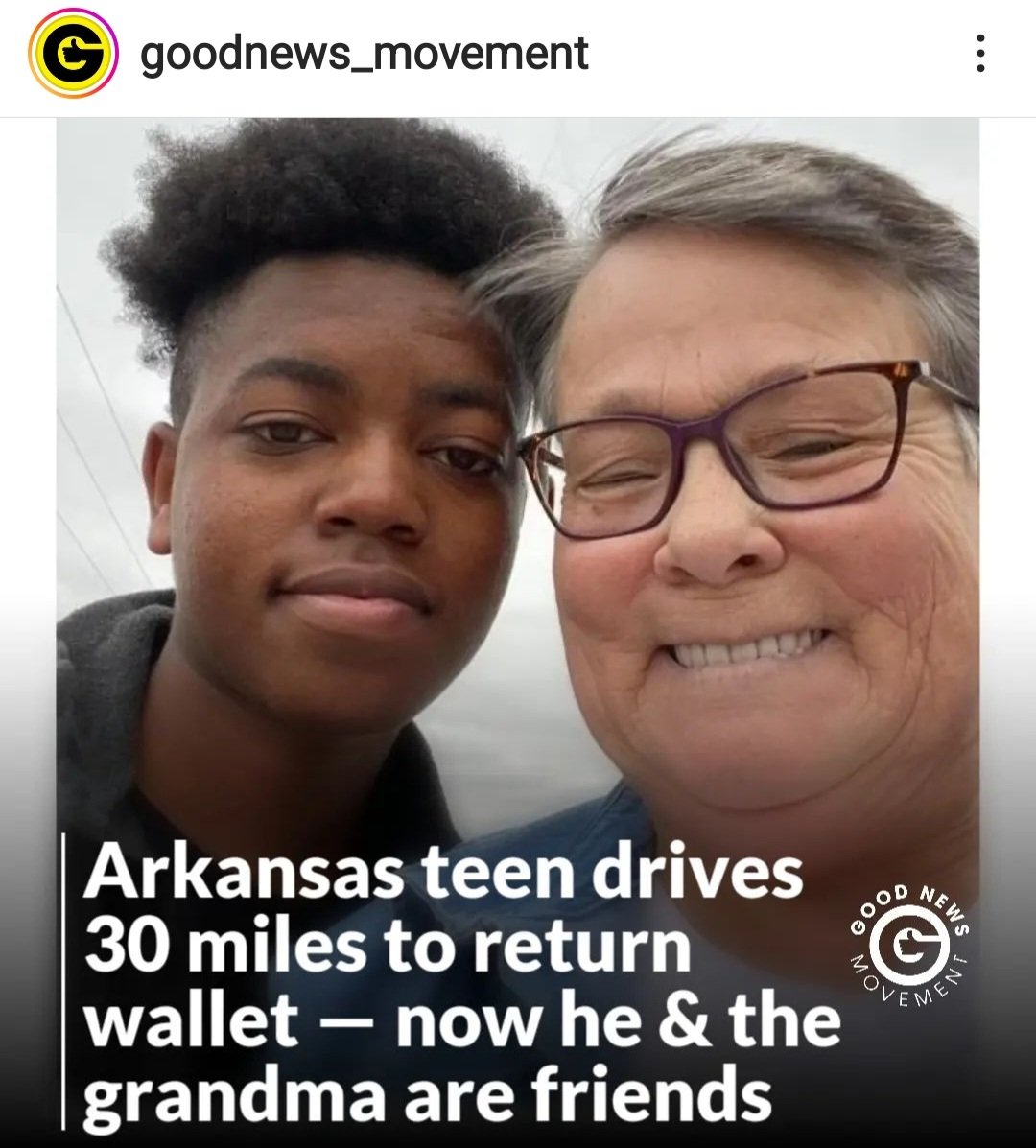 Delivontae Johnson, 19, found a wallet that Dee Harkrider of Wynne, Arkansas, had unknowingly left in a Walmart shopping cart last month— it was the start of an unlikely friendship. At first Johnson refused to receive money saying that was just the way he was raised. 
(1/2)