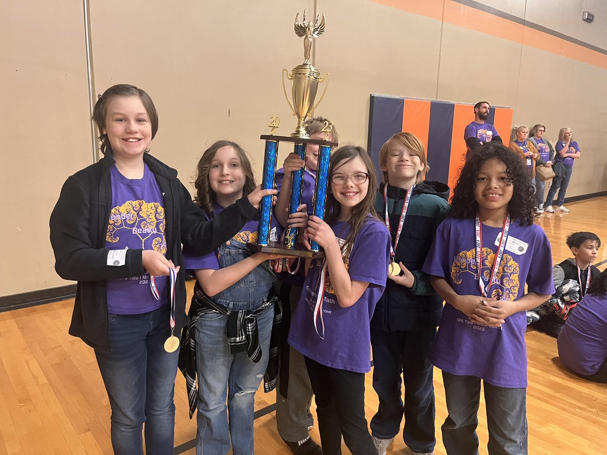 ArtBinghamElem1's tweet photo. So proud of these kiddos on the math team! #bjnghambliejays They have been giving up their time to practice twice a week for months! Today it paid off! ❤️🏆🎉 https://t.co/G9aEzRcfjO