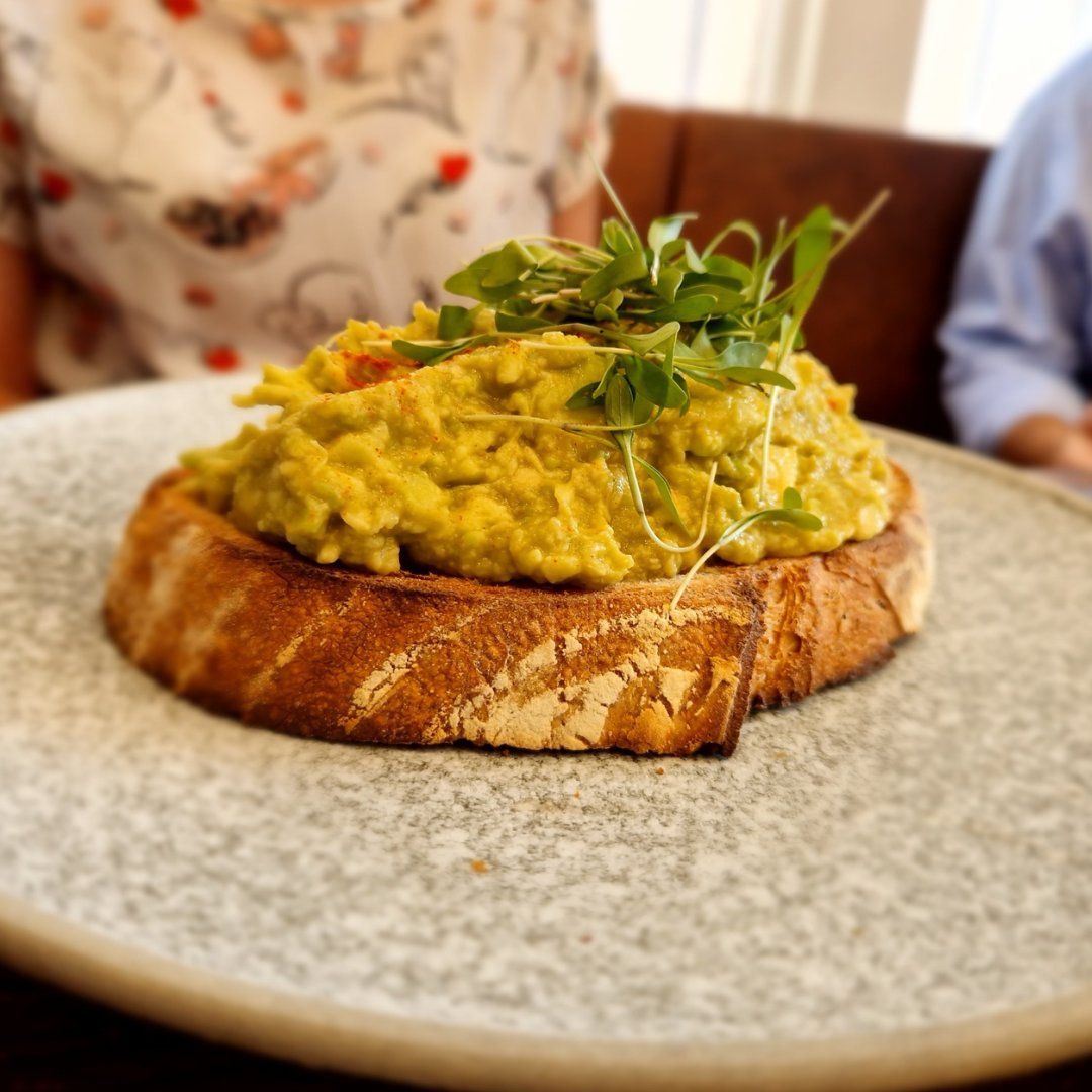 HeathStKitchen's tweet photo. Pop in for a romantic breakfast or brunch tomorrow morning - we are open from 9am on weekends.  And what are you doing for Valentine's? 💝 We've created a special 5-course set menu, which will be available from 14 to 18 February. 
£45pp, pre-order only, see below👇#Hampstead https://t.co/xxZoVmvH0g