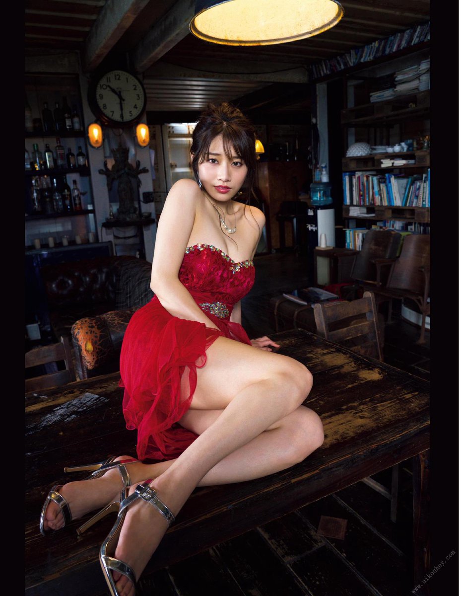 河北彩花——性感红礼服

完整写真看我主页
@mulibaobei @wqganenshi_ 
@cuteeeee11 @woshuaibao 
@hutuiaitewo @wdzdd
#人体写真 #私房写真  #人体艺术 #写真 #巨乳 #少妇 #美腿  #露出 #女神婊 #黑丝 #反差 #私拍 #约拍 https://t.co/fGhPbu23LP
