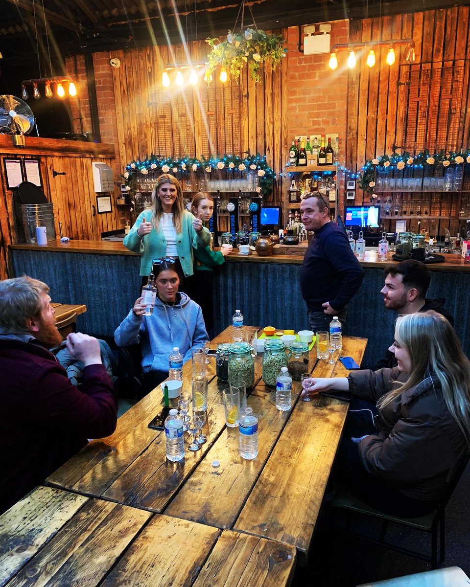 MurphysGin's tweet photo. Another great gin and distillation training session with the team from Eden bar Prescot and West Derby. For more info get in touch πΈ
#gin #gincollection #gincollector #ginclub #craftgin #ginshop #ginshelf #ginstagram #ginschool #gintastic #gintasting #gincabinet #drinks https://t.co/LcaXf0VTzu