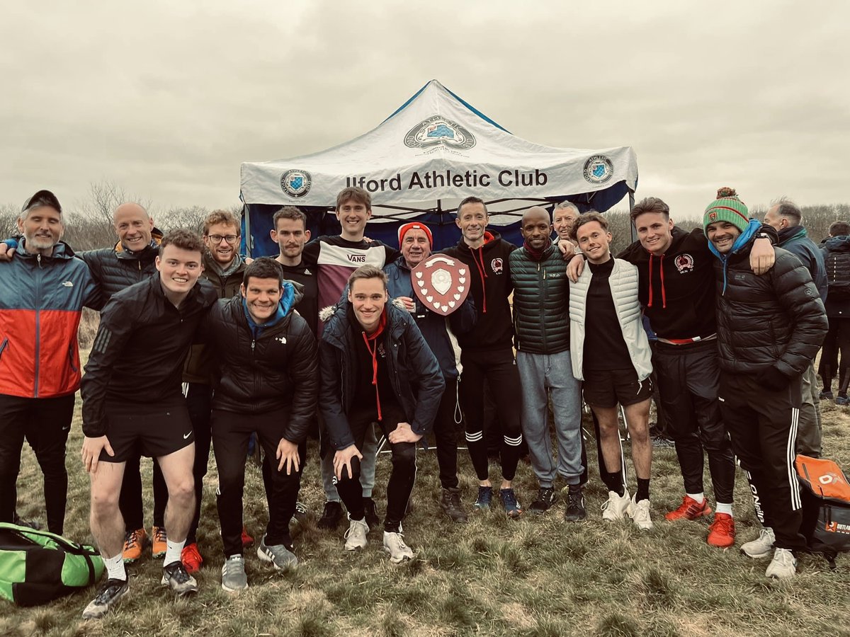 kirsh_steve's tweet photo. Essex Cross Country Champions :)                                      Southend AC Senior Men 🏆❤️ https://t.co/2eYhV91WR6