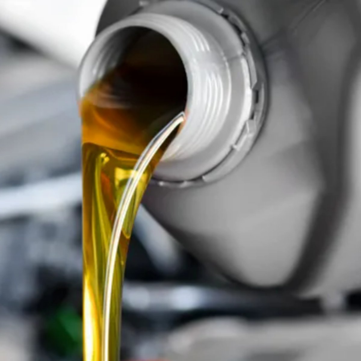awbench's tweet image. Regular oil changes can help extend the life of your vehicle. We’re here any time you want to check that off of your to-do list.