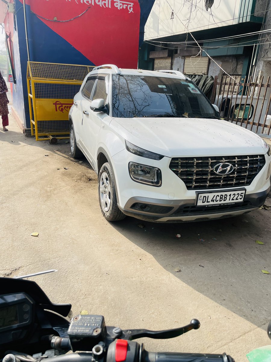 aryansofficial_'s tweet photo. @dtptraffic 
Vehicle with tinted glasses
Location:- Onkar Nagar Under pass,Tri Nagar,Delhi-110035
Date:- 11 February 2023
Time:- 03:20 p.m https://t.co/FBTSZNzKOZ