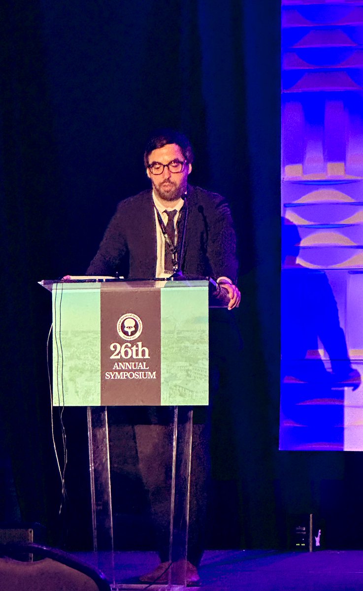 The_ASSR's tweet image. Our #ASSR23 Vice President @LeviChazen from @HSpecialSurgery teaches us about Bone MRI in the Spine Imaging Innovations &amp;amp; AI session. Fascinating how we can turn an MRI into CT bone images! -@JudyGadde #NeuroRad #SpineRad