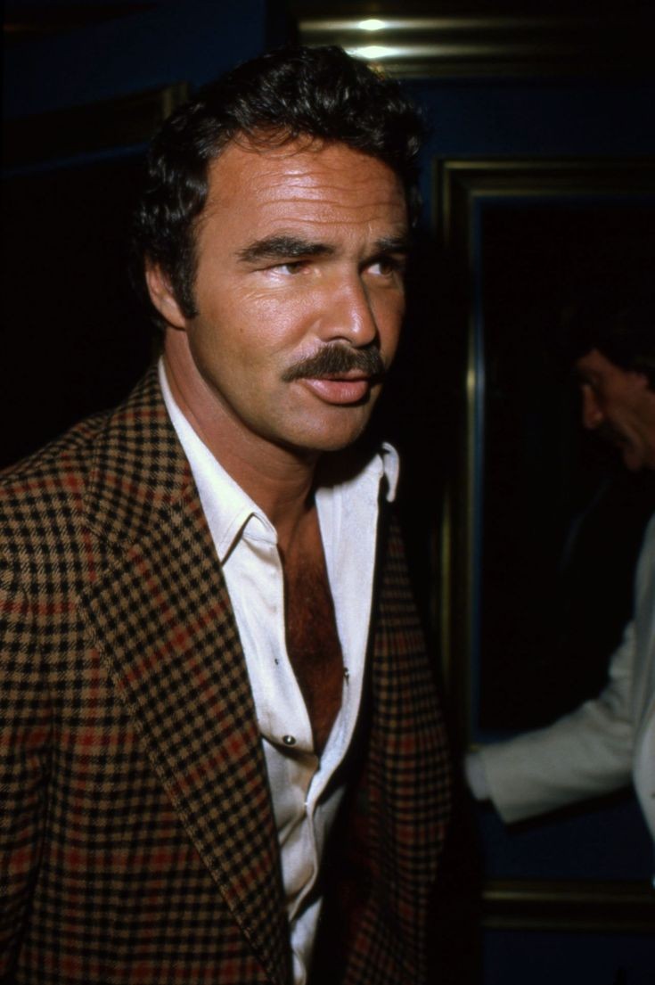 barbaravitali2's tweet photo. Remembering #BurtReynolds February 11,1936_September 6,2018 (Age 82) #DanAugust #Hawk #Deliverance #TheLongestYard #TheCannonballRun #BoogieNights https://t.co/qMmSFAIn8d