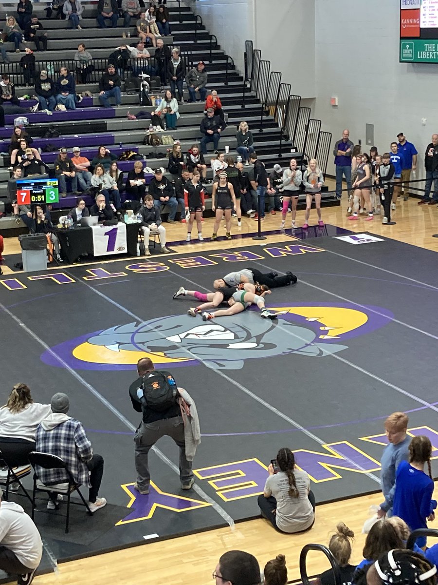 OG_Activities's tweet image. Lauren Phillips advances to the district finals and is heading to state! Congrats Lauren on another first for OGHS!

#GoPanthers 
#StateBound