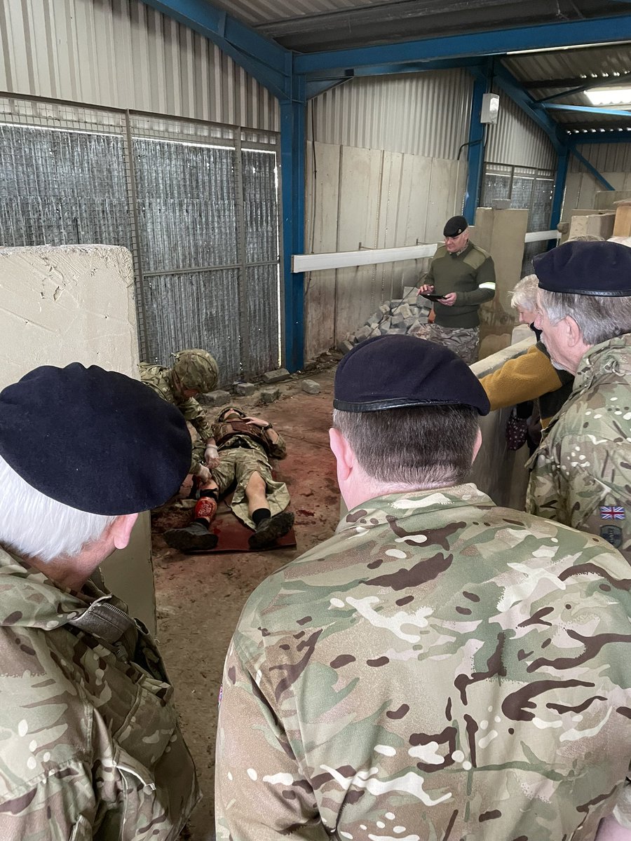 Today we had the privilege to host some of the Bde’s Honorary Colonels and members of the local Rotary Club. Great afternoon demonstrating not only AMSTC but the wider Defence Medical Community. @2MedX