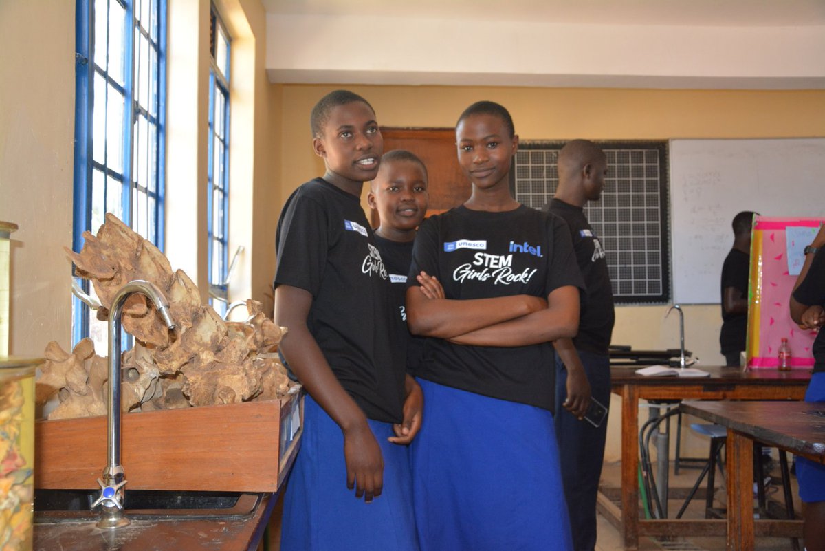 UnescoEast's tweet photo. #GirlsDoSTEM
Asumbi girls are innovators, with their brilliant #STEM projects, they are contributing in providing solution to yesterday, today and tomorrow's challenges #Mentalhealth #plasticpollution #ClimateChange #Water
@nacosti @NatcomUnescoKe @EduMinKenya @konzatech https://t.co/DVsq0clGXq