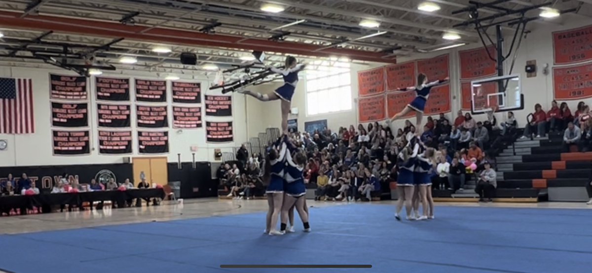 TGSMrCrossman's tweet photo. Great performance from our Gilbert Cheerleaders and Saturdays Cheerfest  competition. https://t.co/UhK9gODzqF