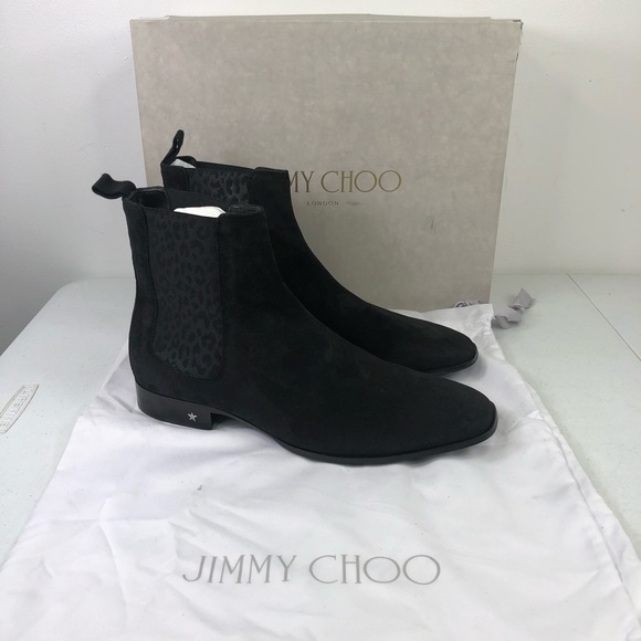 chrimanb's tweet photo. So good I had to share! Check out all the items I'm loving on @Poshmarkapp #poshmark #fashion #style #shopmycloset #nfl #jimmychoo #volcom: https://t.co/ieesdjFyWx https://t.co/UT4EEcnhiR