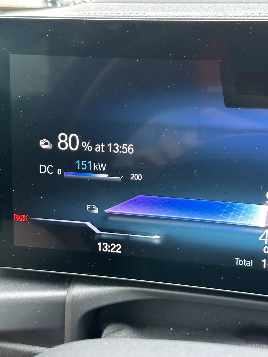 briangmarquis's tweet photo. @RateYourCharge - Gainesville (FL) #ElectrifyAmerica DCFC, recently refreshed with #SKSignet 350KW pedestals.  Charge worked as expected on charger 3.   The location is close to various fast food locations, in front of a Target and near a Publix, Chick-fil-A, McD’s, etc. - Thanks @ElectrifyAm for getting the location back up quickly after the charger upgrade. #BMW  #BMWi4M50 #ElectricVehicles #350KWCCS #BMWM50Jahre