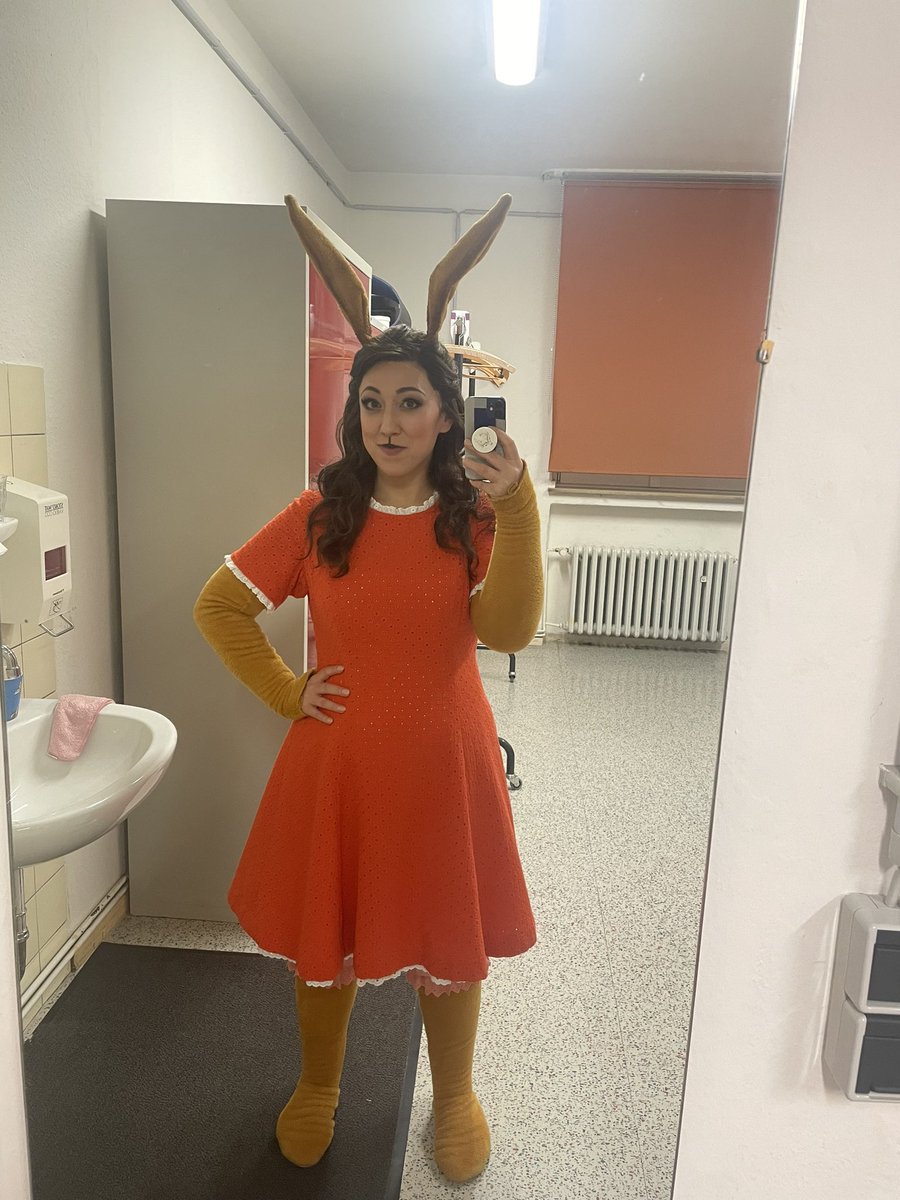 AngelabicDavis's tweet photo. Wir Freischützen heute wieder am @theaterhagen https://t.co/gKgGvLl3q2