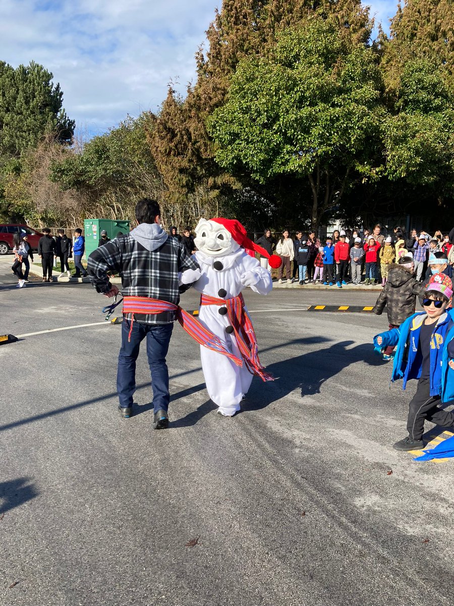 Mitchell Firebirds (@mfirebirds) on Twitter photo So many amazing photos of our Carnaval yesterday! A huge Firebird thank you to Mr. Wiens and his phenomenal marching band and Mme Watson and her class for dancing la Bastringue! Merci Mme Dewji for leading our Carnaval celebrations this year! <a href="/RichmondSD38/">Richmond Schools</a> So many amazing photos of our Carnaval yesterday! A huge Firebird thank you to Mr. Wiens and his phenomenal marching band and Mme Watson and her class for dancing la Bastringue! Merci Mme Dewji for leading our Carnaval celebrations this year! <a href="/RichmondSD38/">Richmond Schools</a>