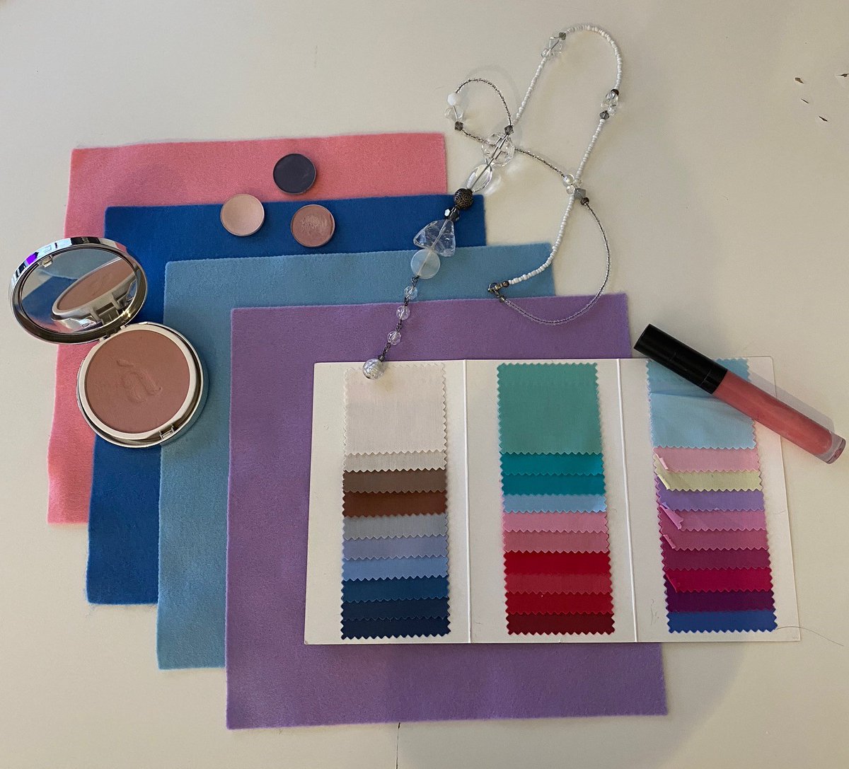 maggigreen's tweet image. Loving my cool green top. Nice combination to wear with the french blue and silver.😊A great colour, but ensure it is the right tone for your skin.
My client today was analysed a summer-cool, light and muted. She was excited to inject more colour in her wardrobe! #colouranalysis