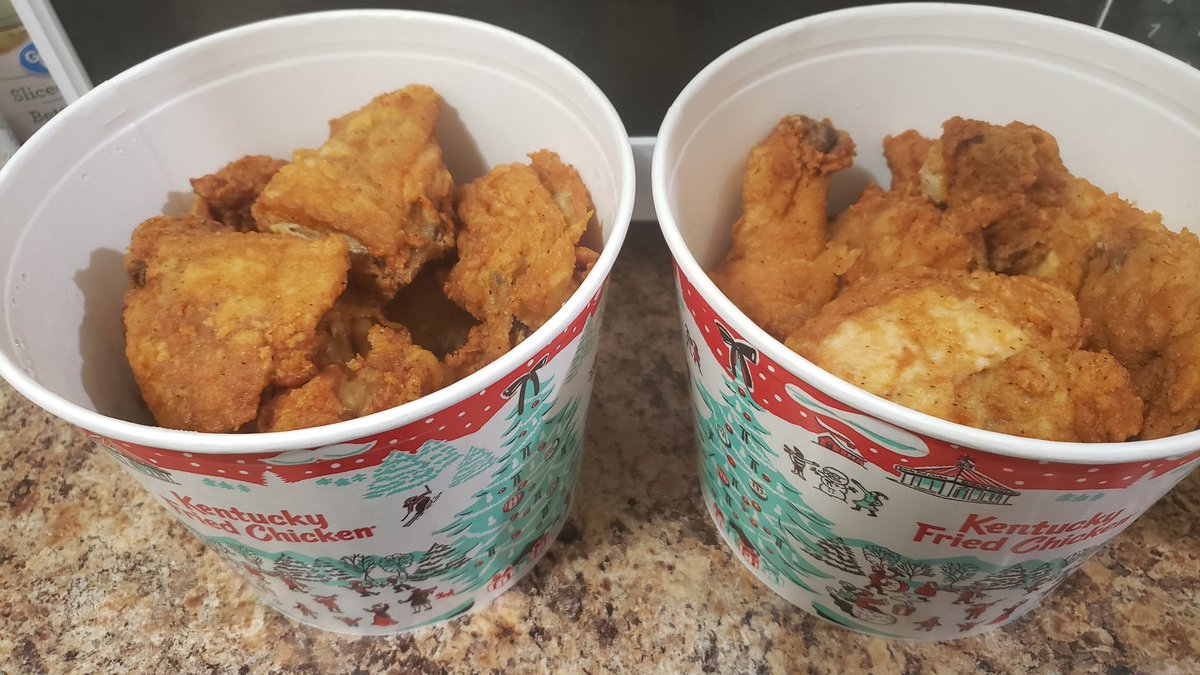 KFC Canada on Twitter "BOGO buckets all weekend long 🍗🔥🏈 only on SkipTheDishes!"