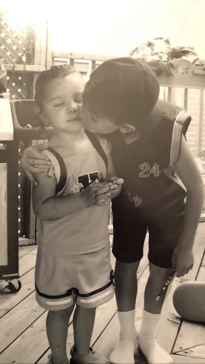 Mendes_Maniac83's tweet photo. Brother and sister, together as friends, ready to face whatever life sends. Joy and laughter or tears and strife, holding hands tightly as they dance through life. 

#TTJFCShawnMendes https://t.co/uEEP3hWVsw