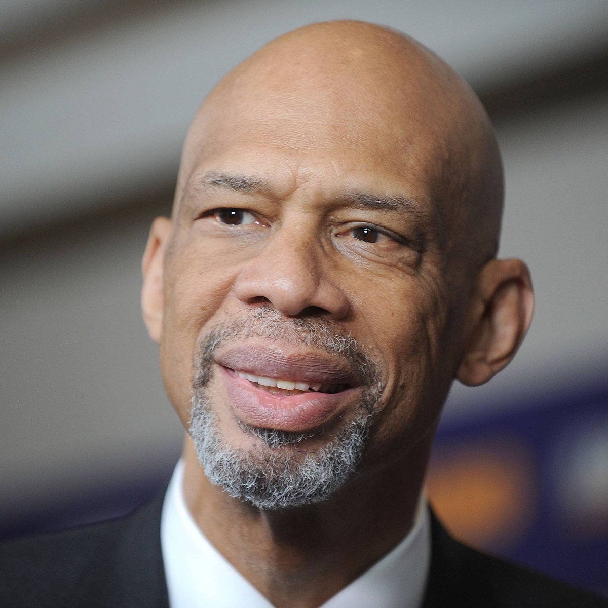 LegionHoops's tweet photo. Kareem says Giannis’ game makes him feel like he was “overcoached” as a child.

“You get the rebound, you better not try to take it down to the other end of the court as a frontline player. That was gospel when I played. Giannis has blown through all that.”

(via @BenGolliver) https://t.co/Hsk2oOCuzE