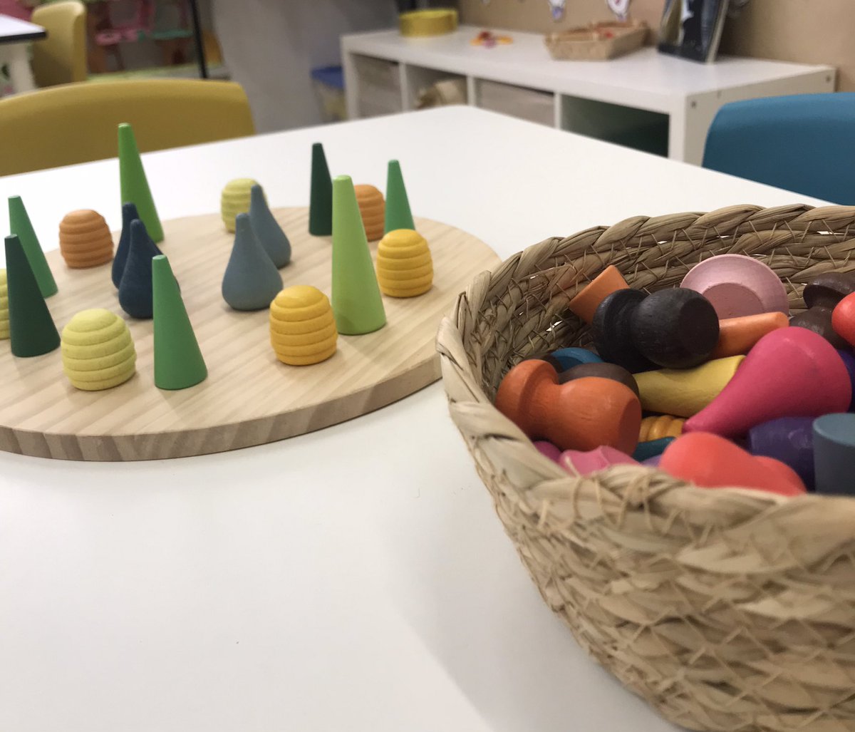 escolabetulia's tweet photo. Molt agraïts a les famílies que heu vingut a les portes obertes aquests dies. Estem a la vostra disposició per ajudar-vos en la vostra decisió. #educació @escolabetulia https://t.co/IDxeTyVC9Q