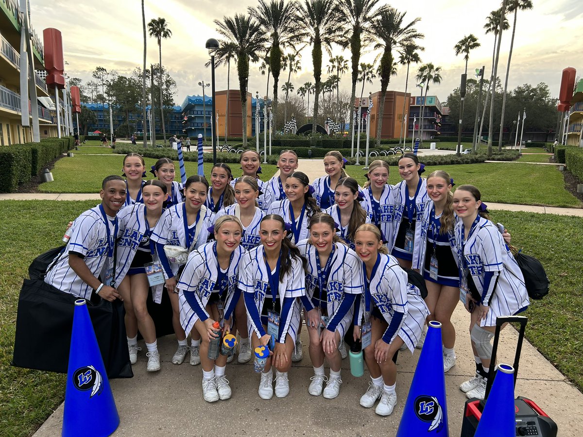 Lake Central Cheer tweet media