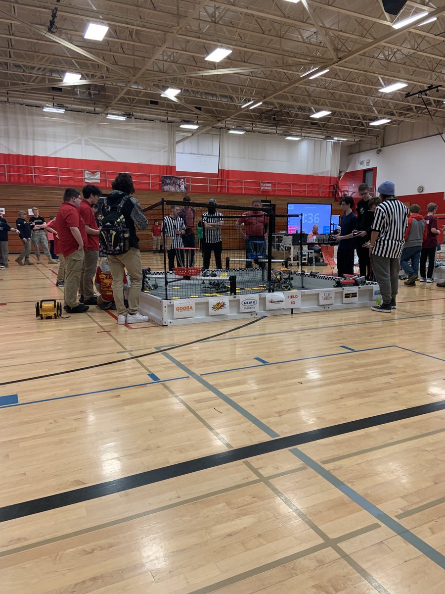 _m_d_wilson's tweet photo. Some robotics going on today in portage #roboknights https://t.co/tEOrbRD17j