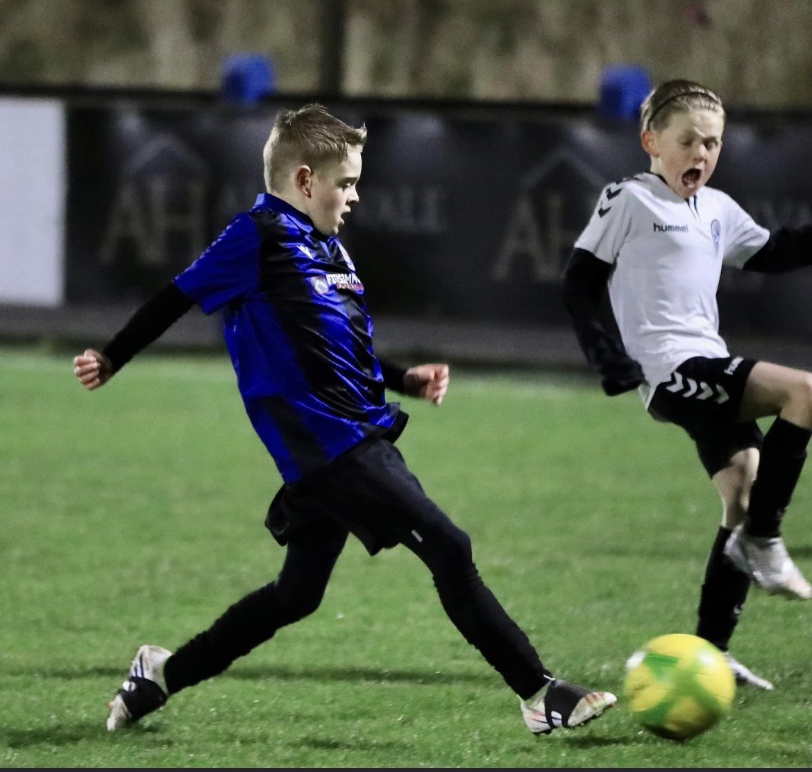 Claire Preston (@gogglesprogsmum) on Twitter photo Couple of photographers snaps from Leland’s game last night against Ayr United ⚽️👏 #troon2013 #youthfootball #wantstoplay #passionforthegame <a href="/TroonFCYA/">Troon F.C. Youth Academy</a> Couple of photographers snaps from Leland’s game last night against Ayr United ⚽️👏 #troon2013 #youthfootball #wantstoplay #passionforthegame <a href="/TroonFCYA/">Troon F.C. Youth Academy</a>