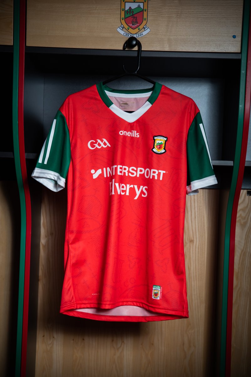 ONeills1918's tweet photo. First look at the NEW @MayoGAA Alternative Jerseys ❤️ 💚 

New Jersey. Same Pride. 💪 

Available to Pre-Order from the 17th of Feb 📅 https://t.co/bIYeeeFuvv