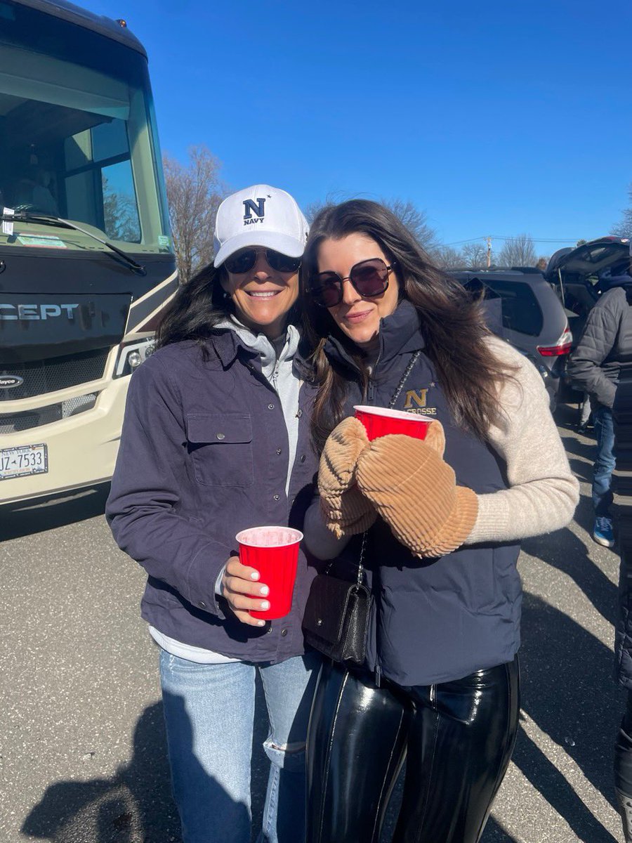 Sofi Ash tweet media