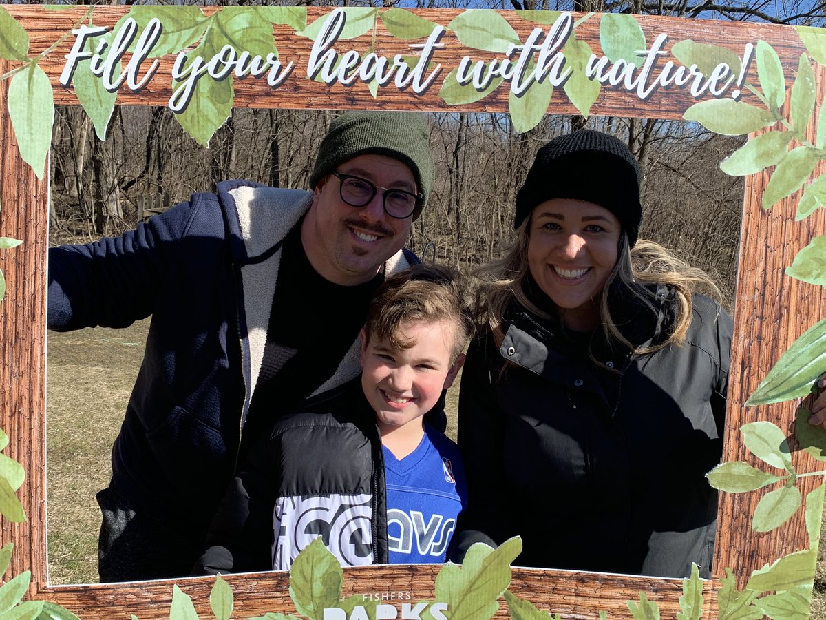 Hope you fill your heart with nature on this beautiful winter day! I ❤️ #fishersparks #getoutandplay #hearthike #ritcheywoods