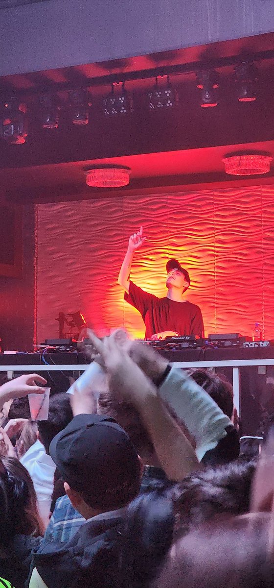 euphoricnation's tweet photo. Last night was epic. Thanks for visiting us in Minneapolis @Audien 😍 https://t.co/JUNfDcXyZ1