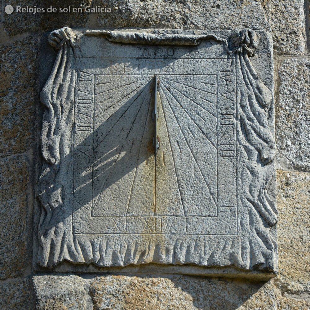 relojesdesolgal's tweet photo. #Relojdesol (#1798s) en el municipio de #Arteixo (#ACoruña)

#Reloxodesol (1798) no #concellodeArteixo (#C)

#gnomon #rellotgedesol #relógiodesol #sundial #sonnenuhr #cadransolaire #orologiosolare #日時計 #etruscos #cristograma #JHS #jesuitas #loureda #comarcadacoruña #galicia https://t.co/oBmeOBnKqM