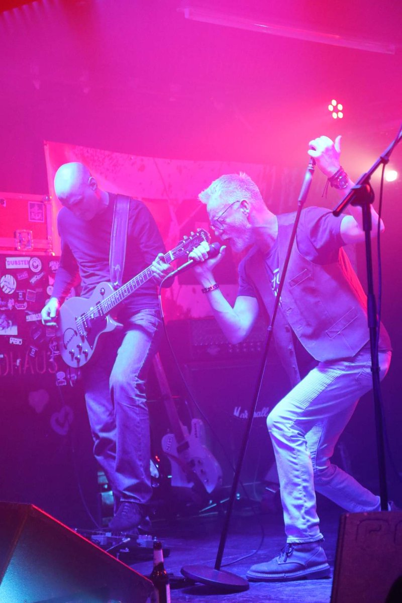 phonicband's tweet photo. Hallo Phonicels.

Wir schauen mal zusammen auf den Kalender...
Es gibt etwas zu feiern....

Believe it or not...
7 Jahre PHONIC ... Happy Birthday to us.

Wow ... was ein Ritt. https://t.co/K1dcPhTOOa