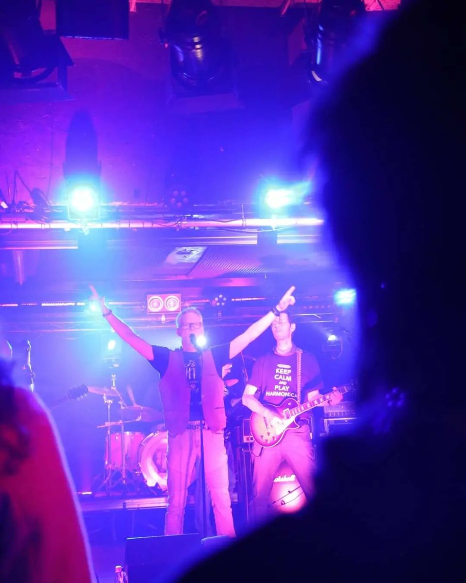 phonicband's tweet photo. Hallo Phonicels.

Wir schauen mal zusammen auf den Kalender...
Es gibt etwas zu feiern....

Believe it or not...
7 Jahre PHONIC ... Happy Birthday to us.

Wow ... was ein Ritt. https://t.co/K1dcPhTOOa