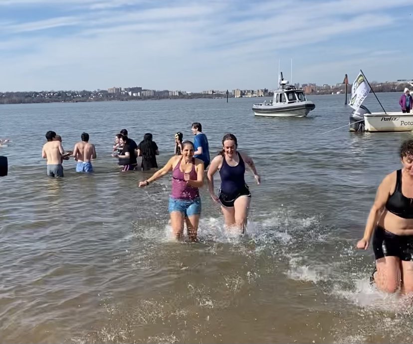 LCharkoudian's tweet photo. Chilly Charkoudians back for another #KeepWinterCold @CCAN #PolarBearPlunge. Great to have Aline, lots of constituents, & amazing #climate activists from across the region participating in this thrilling (and chilling) event! https://t.co/iCBt2tmuaH