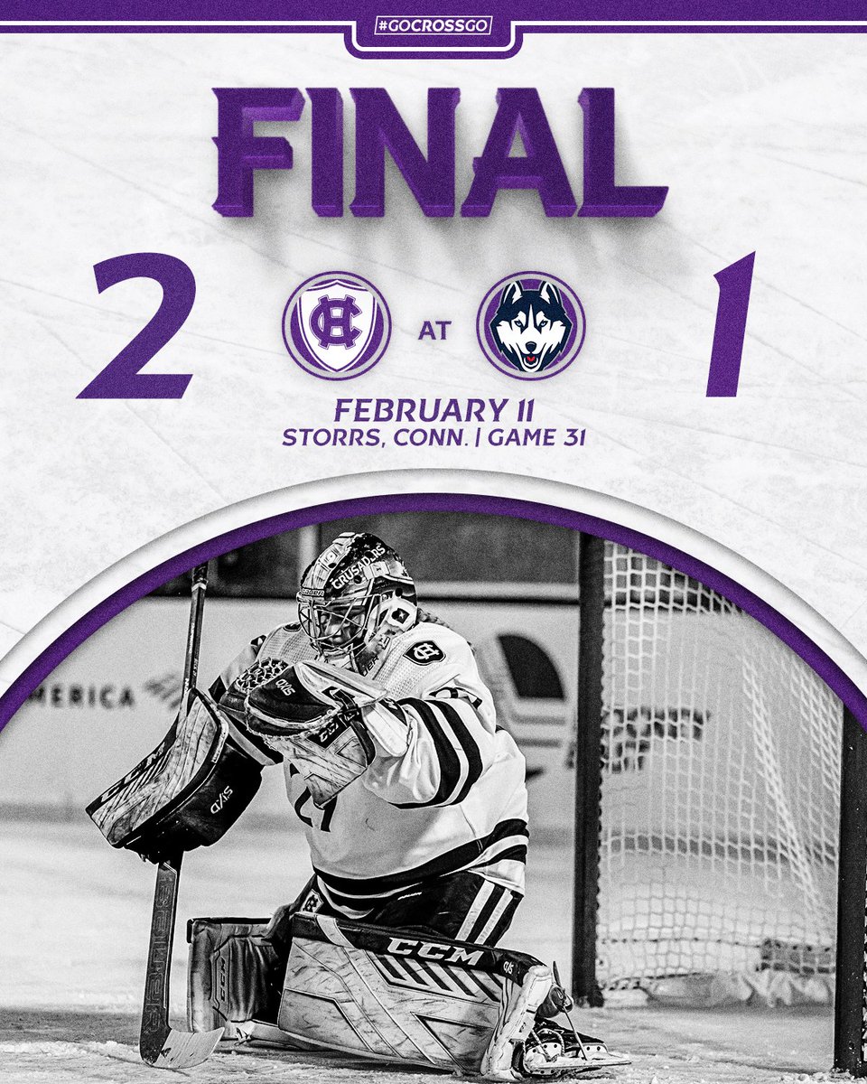 HCrossWHockey's tweet photo. Down goes #15!

#GoCrossGo https://t.co/IDwUMitUGR
