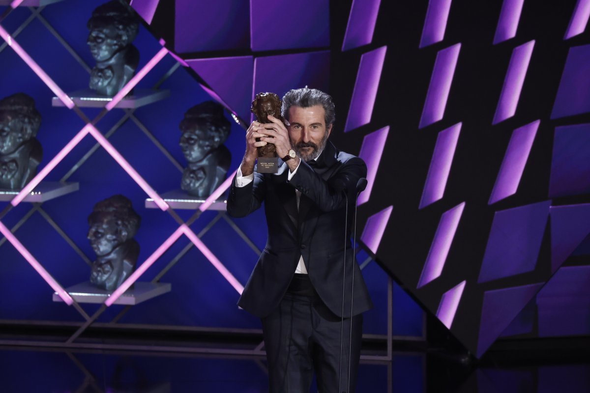 PremiosGoya's tweet photo. Luis Zahera gana el #Goya2023 a Mejor Actor de Reparto
https://t.co/rue0JxT8Cv https://t.co/Y0S328rqym