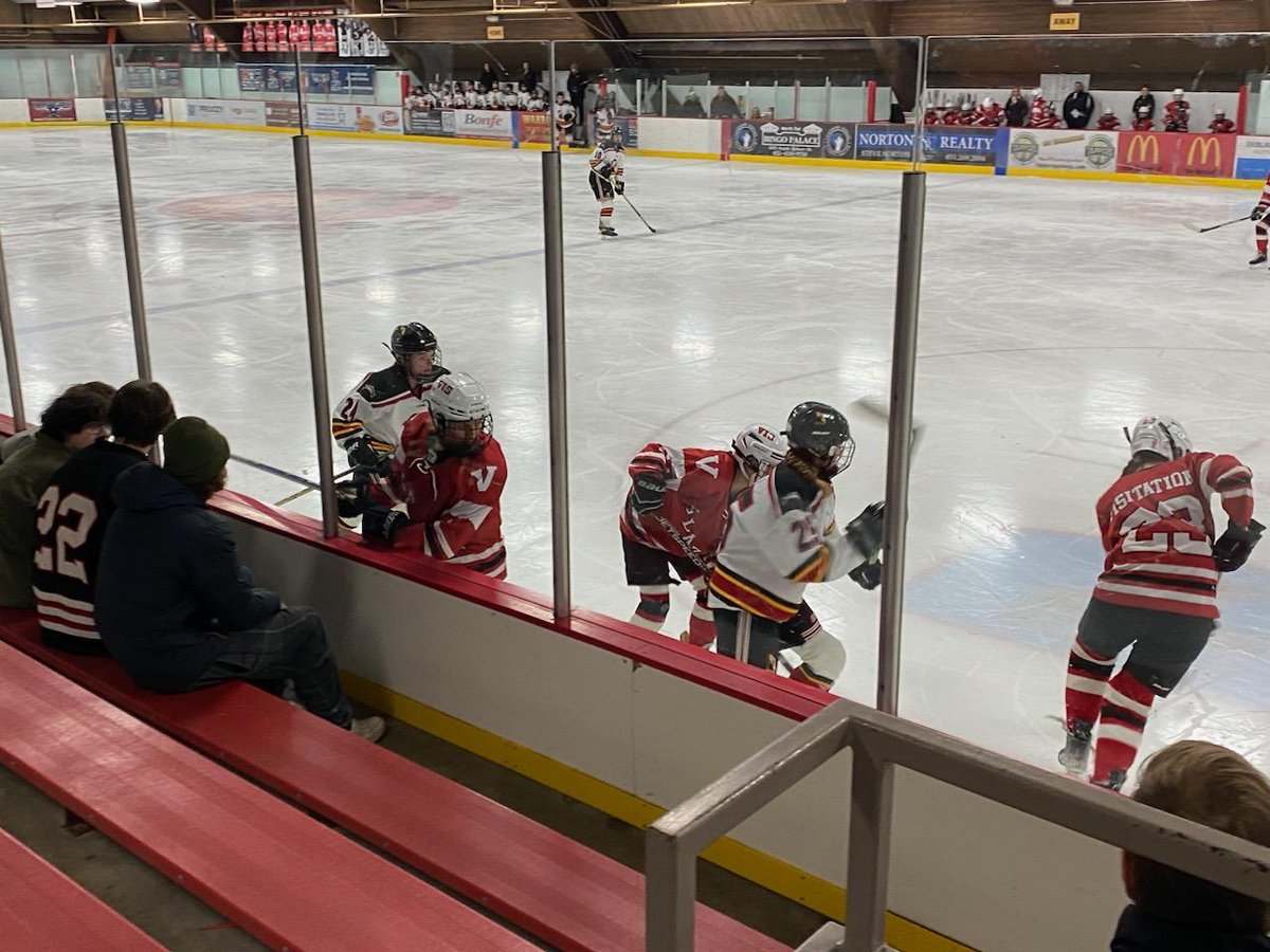 GoTRWarriors's tweet photo. 🏒 Girls Hockey FINAL

Riveter Girls take care of business in the first round of section play, defeating Visitation 6-2 at WSP Arena‼️

🏒 Next Up? Riveters (11-13-2) advance to the Section Semifinals vs. Simley next Tuesday (2/14) at 7:00 PM @ VETS Arena https://t.co/r0rzItLFGg