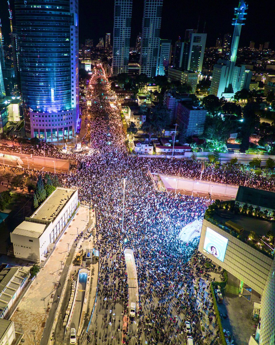 NTarnopolsky's tweet photo. An estimated 150,000 anti-Netanyahu protesters in Tel Aviv; an estimated 834,60 in the rest of Israel. That's almost a quarter of a million people in a nation of 9.3 million. https://t.co/l3dbg9RJCI