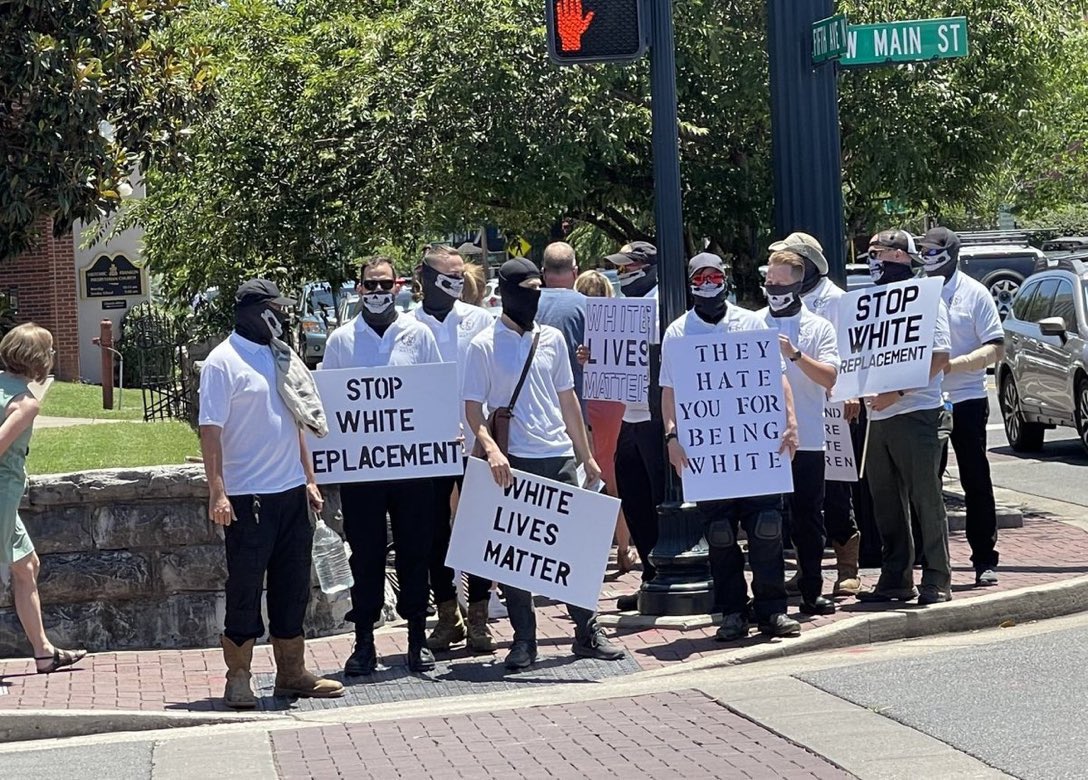 LakotaMan1's tweet photo. SOME white people (Republicans) are afraid of becoming the minority. Why? — Are minorities treated differently in America or what? https://t.co/LLx7vkB15D