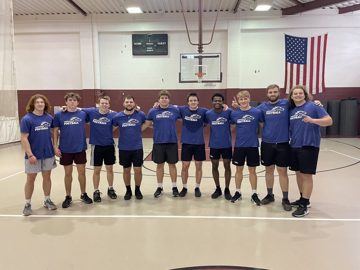 Team blue wins the day !🏀🏀

#RareBreed