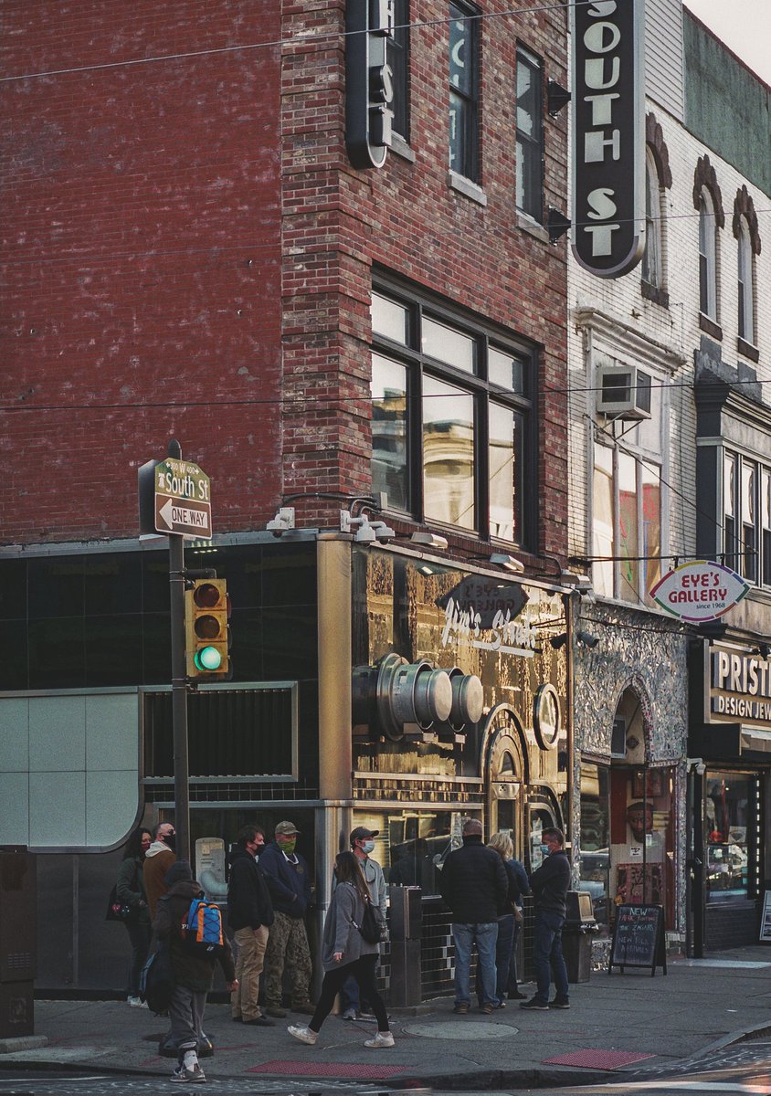 It's a South Street thing. 

#CanonEOS1n #FujiColor200
#streetphotography