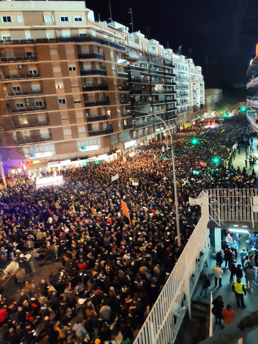 yampeku's tweet photo. @basmarti @VCF_Blog Está a tope https://t.co/Nac5bjhvcu
