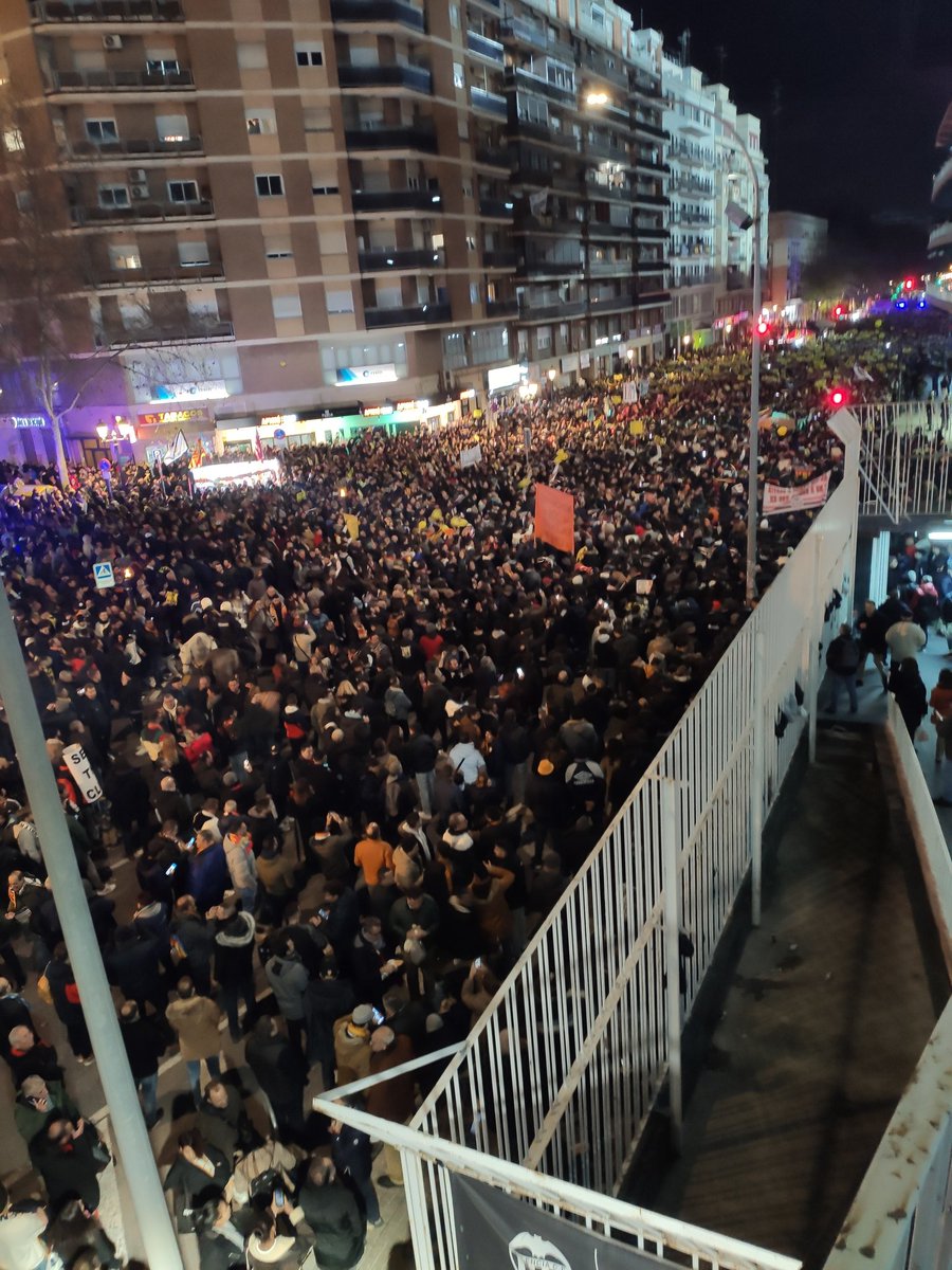 yampeku's tweet photo. @basmarti @VCF_Blog Está a tope https://t.co/Nac5bjhvcu