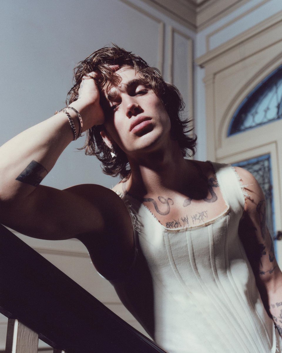 vinniesarchive's tweet photo. vinnie hacker is the cover of numéro magazine. https://t.co/05RqklOn7Y